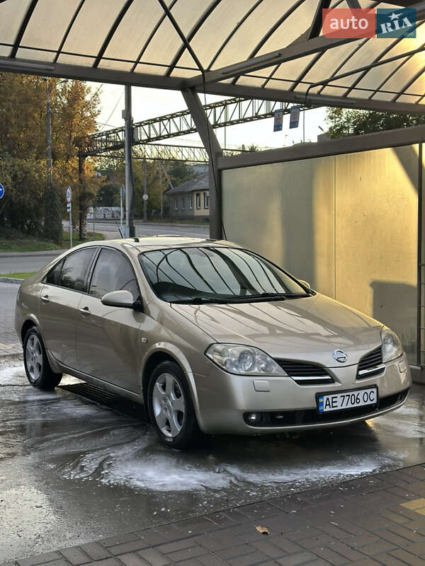 Nissan Primera (2004)