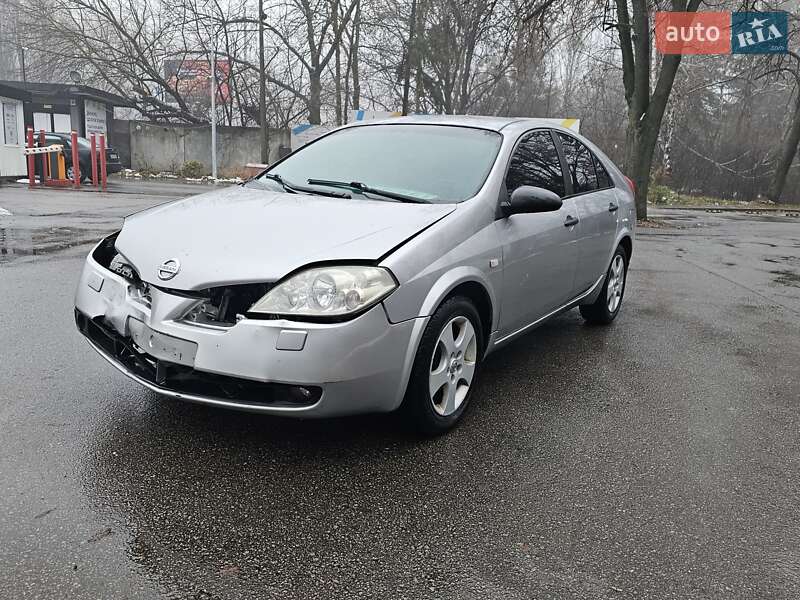 Nissan Primera (2002)