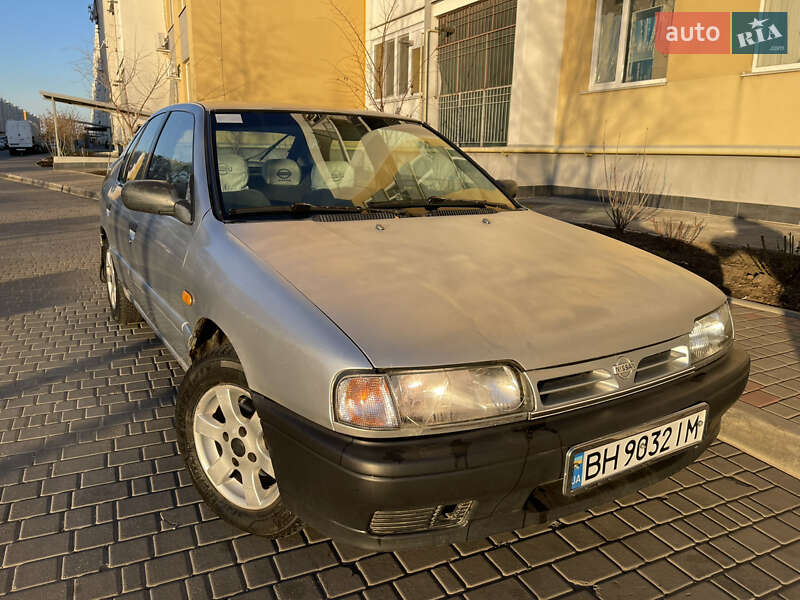 Nissan Primera (1990)