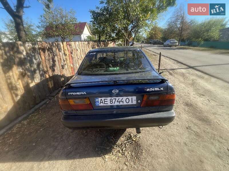Nissan Primera (1993)