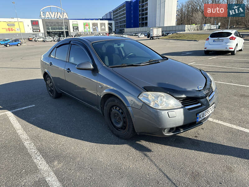 Nissan Primera (2004)