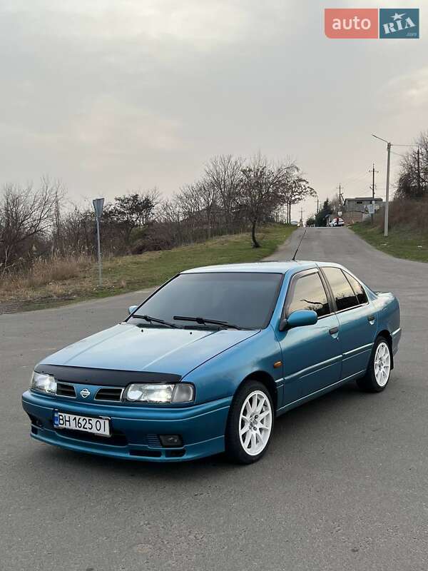 Nissan Primera (1995)