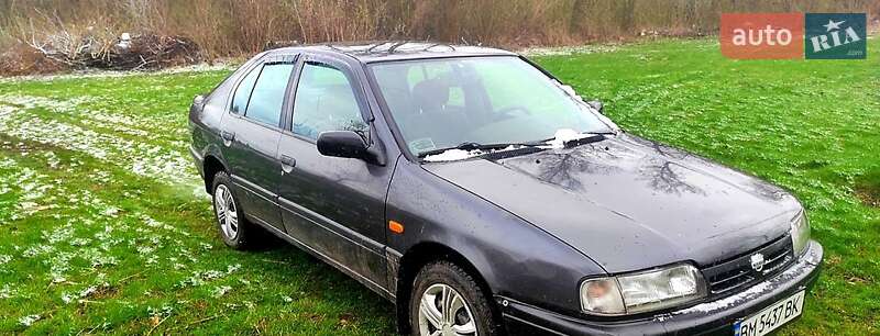 Nissan Primera (1990)