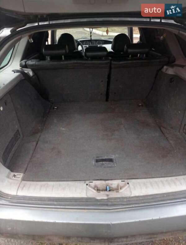 Nissan Primera (2002)