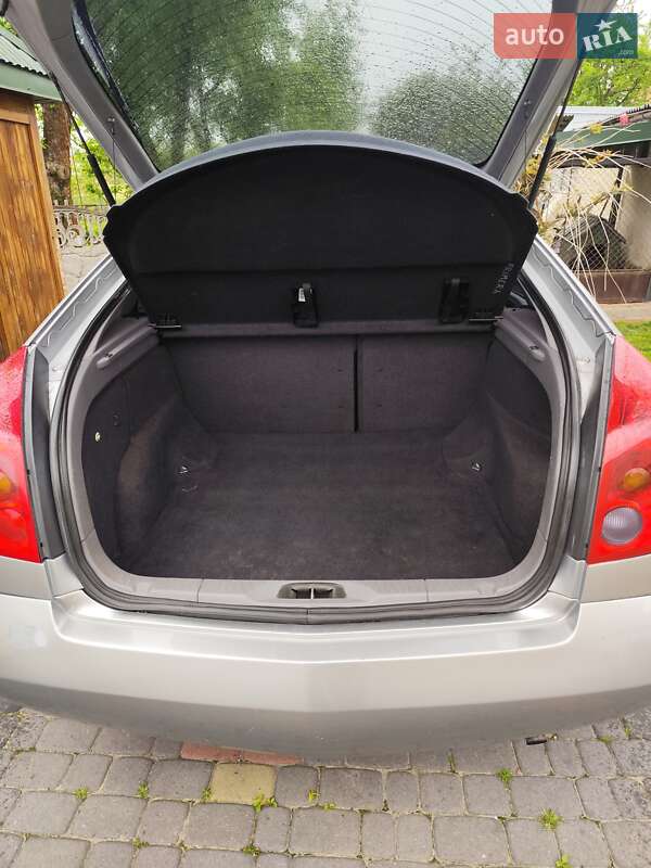 Nissan Primera (2003)