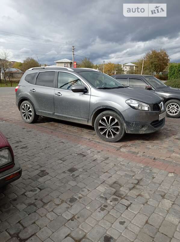 Nissan Qashqai+2 (2011)