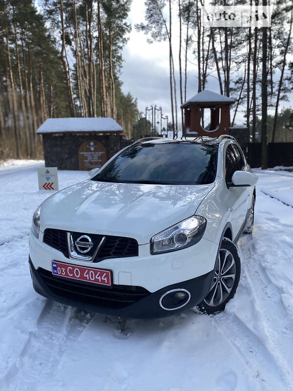 Nissan Qashqai+2 (2011)
