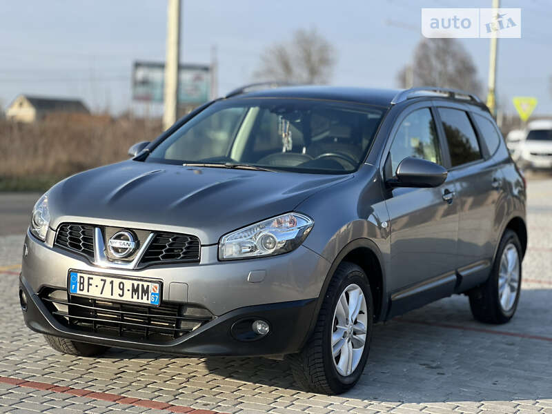 Nissan Qashqai+2 (2012)