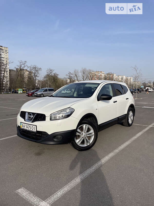 Nissan Qashqai+2 (2012)