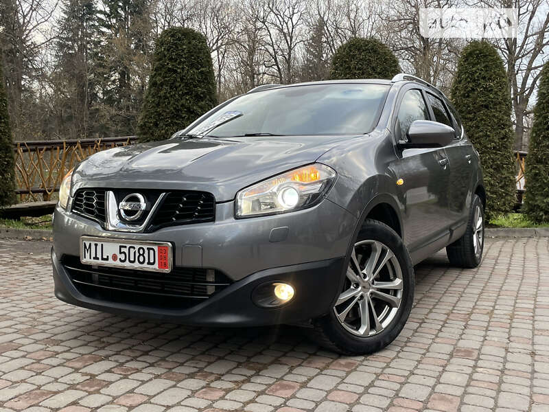 Nissan Qashqai+2 (2011)