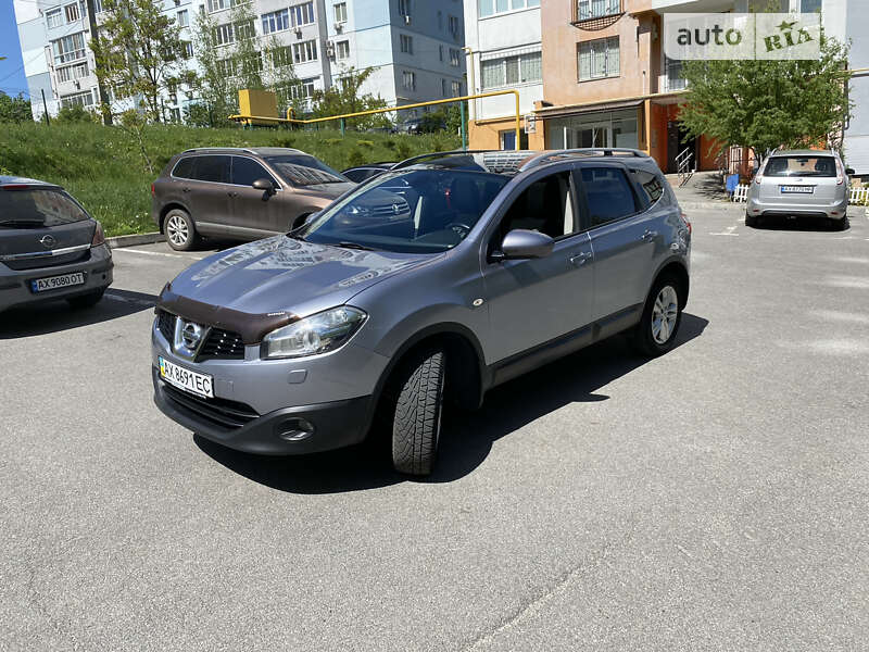 Nissan Qashqai+2 (2013)