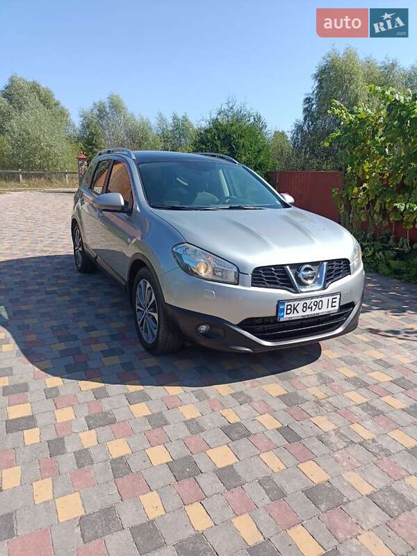 Nissan Qashqai+2 (2010)