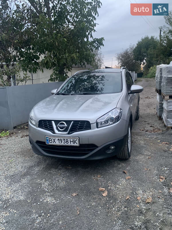 Nissan Qashqai+2 (2010)