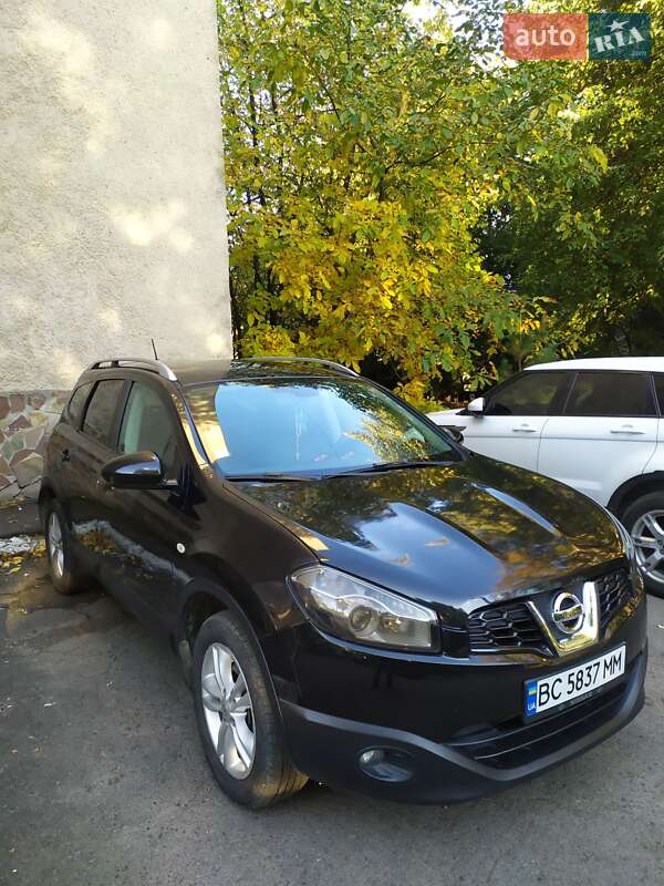 Nissan Qashqai+2 (2010)