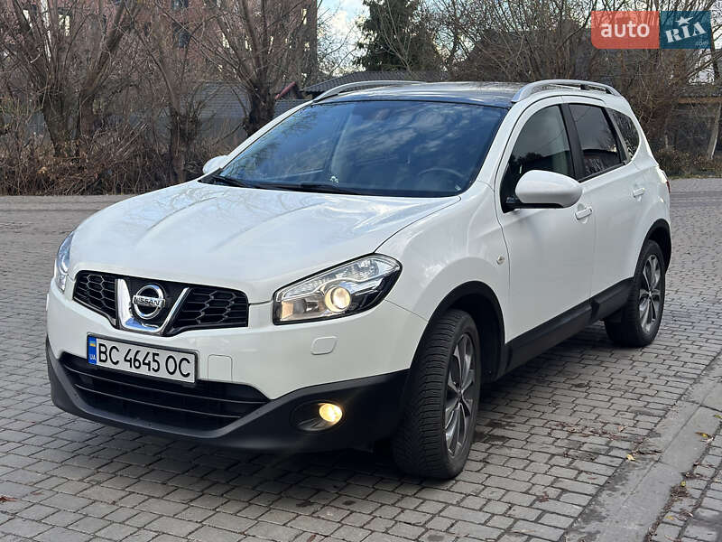 Nissan Qashqai+2 (2010)