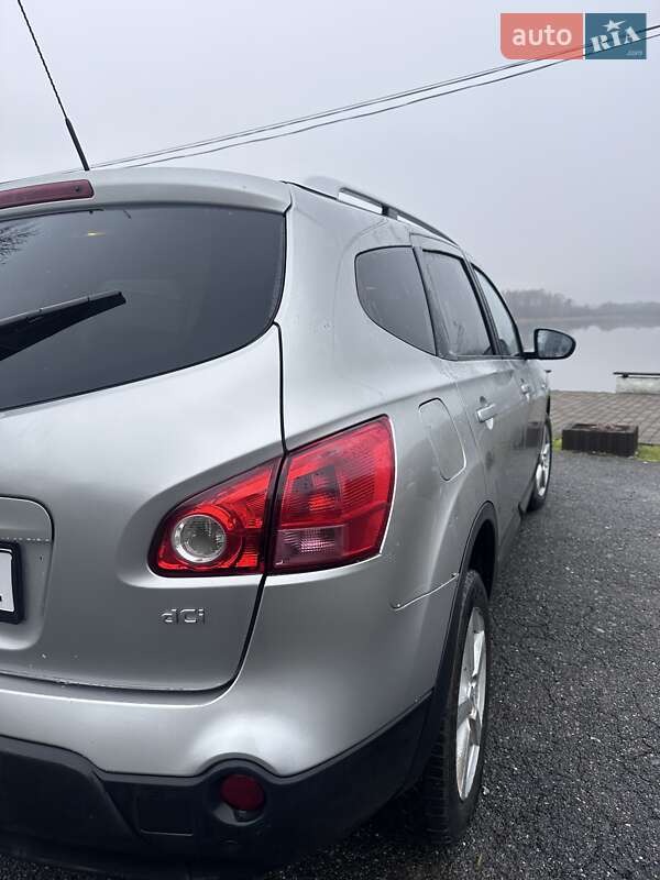 Nissan Qashqai+2 (2008)