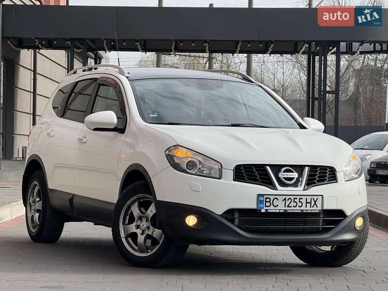 Nissan Qashqai+2 (2011)