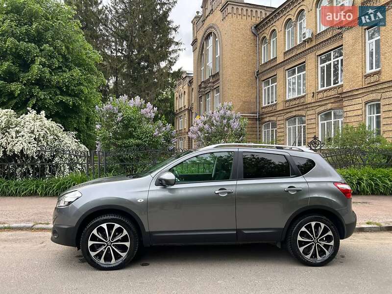 Nissan Qashqai (2011)