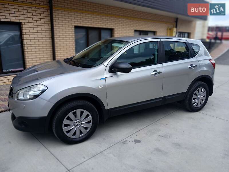 Nissan Qashqai (2012)