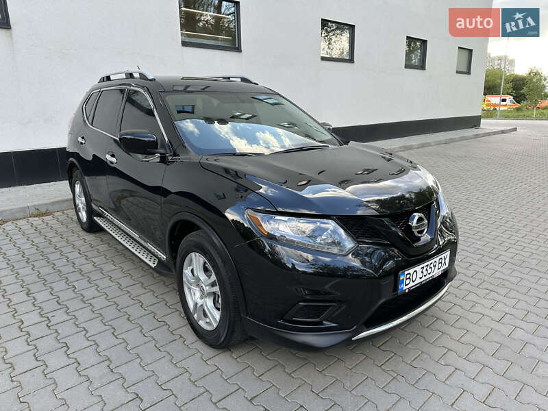 Nissan Rogue (2016)