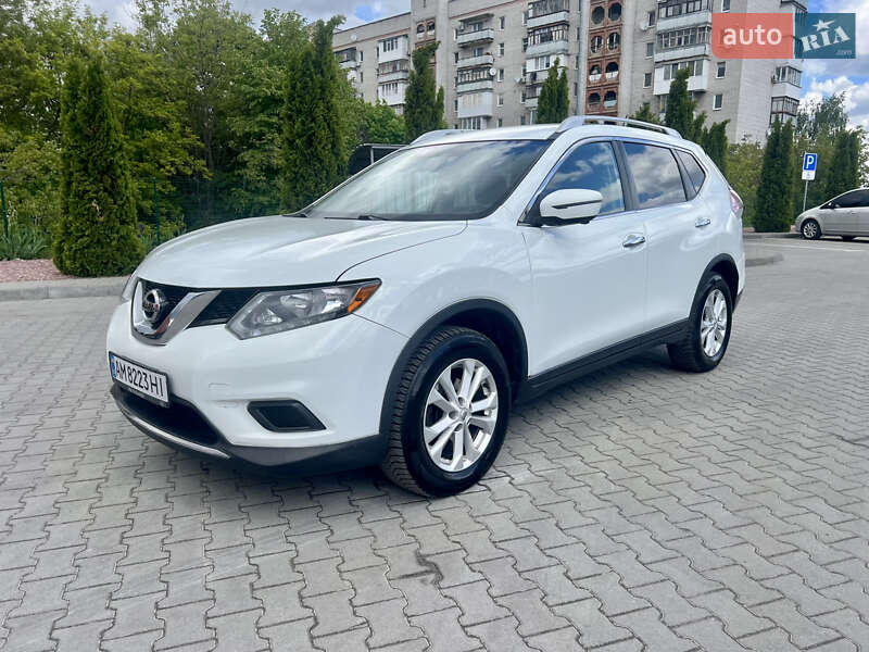 Nissan Rogue (2016)