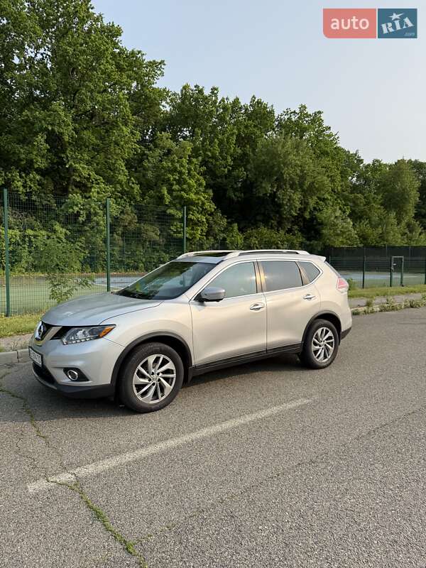 Nissan Rogue (2014)