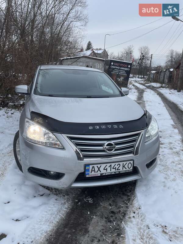 Nissan Sentra (2015)