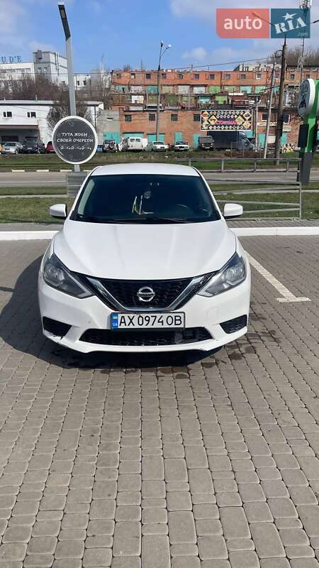 Nissan Sentra (2018)