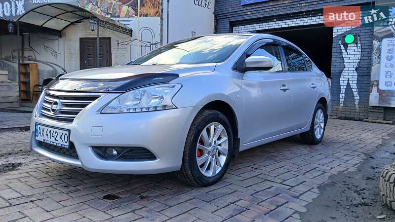 Nissan Sentra (2015)