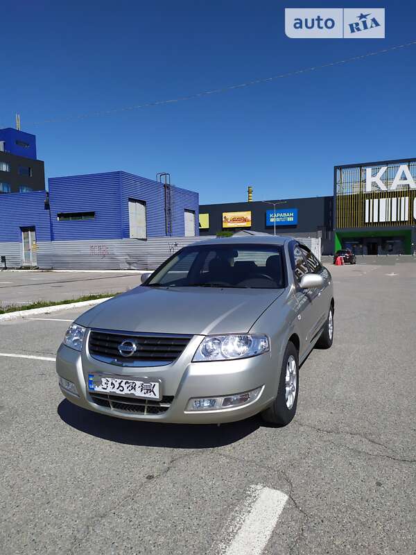 Nissan Sunny (2008)