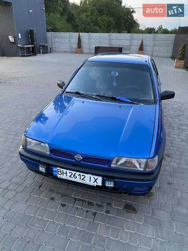 Nissan Sunny (1995)