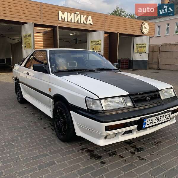 Nissan Sunny (1990)