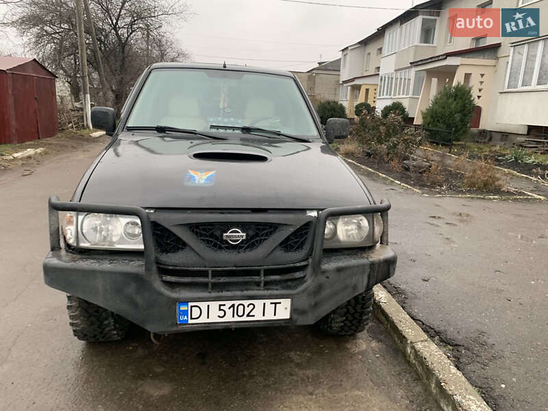Nissan Terrano (2001)