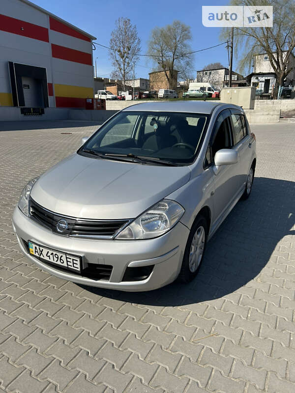 Nissan Tiida (2013)