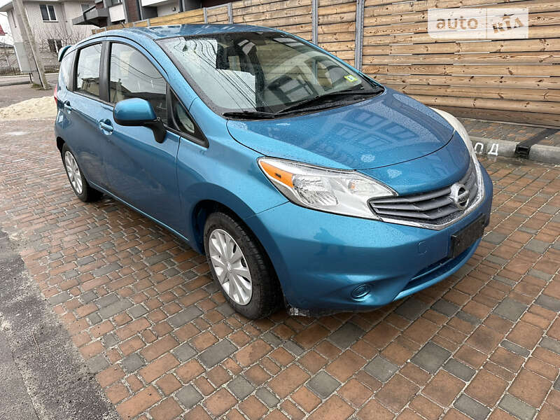 Nissan Versa note (2014)
