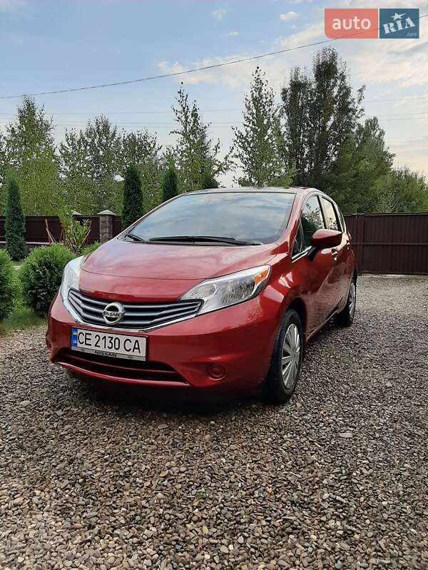 Nissan Versa note (2015)