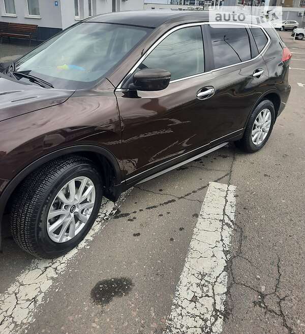 Nissan X-trail (2021)