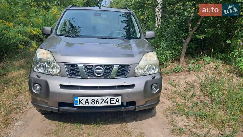 Nissan X-trail (2008)
