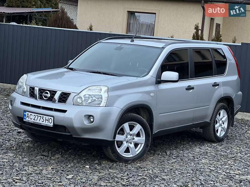 Nissan X-trail (2008)