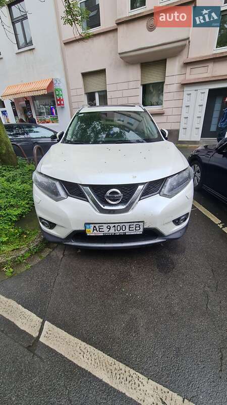 Nissan X-trail (2017)