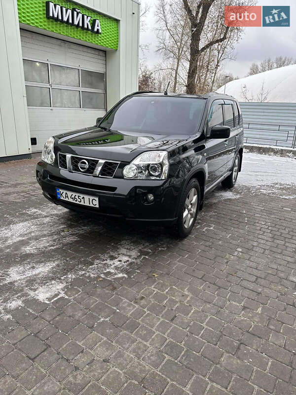 Nissan X-trail (2008)