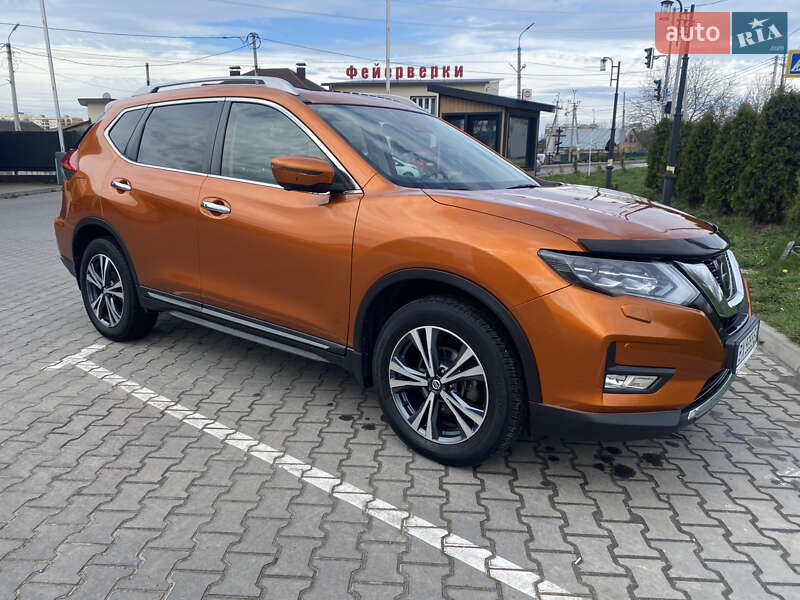 Nissan X-trail (2019)