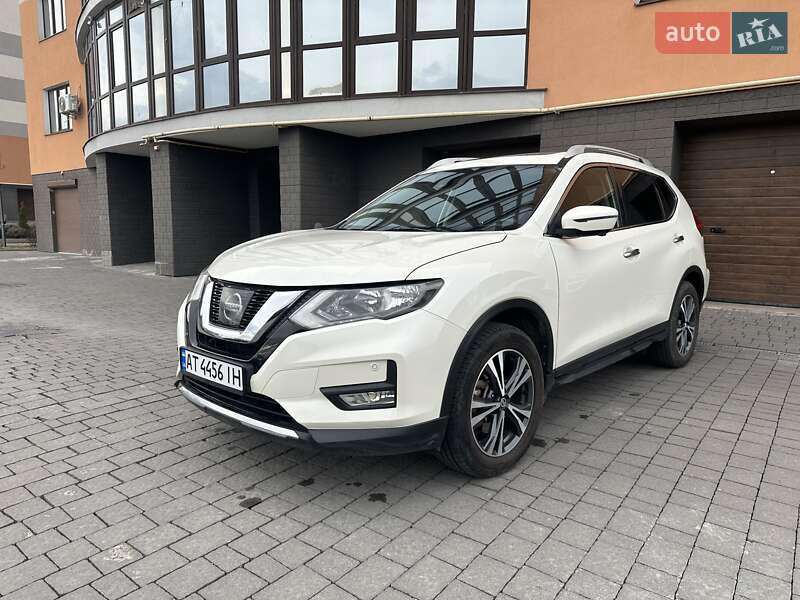 Nissan X-trail (2018)