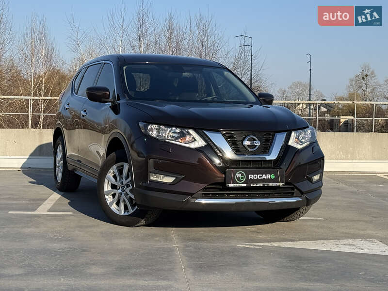 Nissan X-trail (2020)