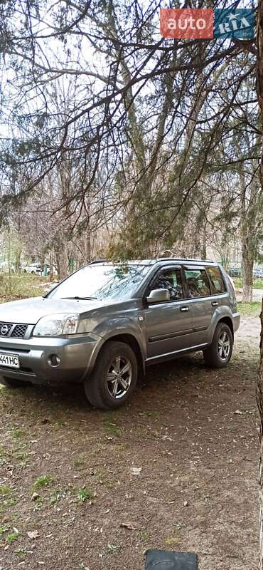 Nissan X-trail (2007)