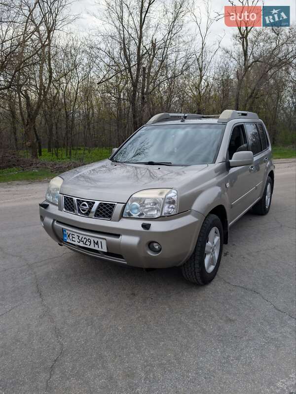 Nissan X-trail (2007)