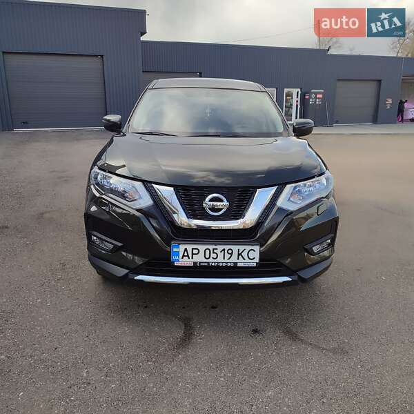 Nissan X-trail (2019)