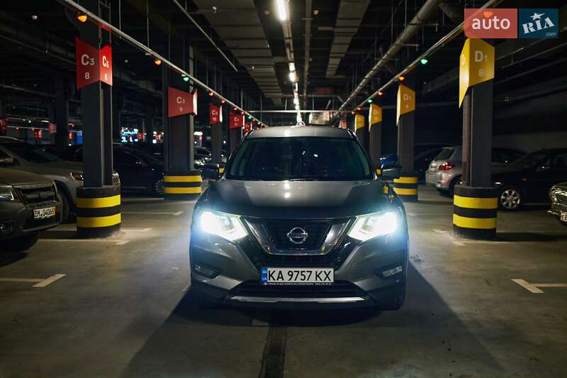 Nissan X-trail (2018)