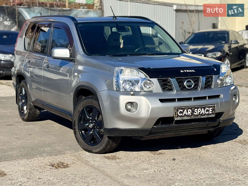 Nissan X-trail (2008)