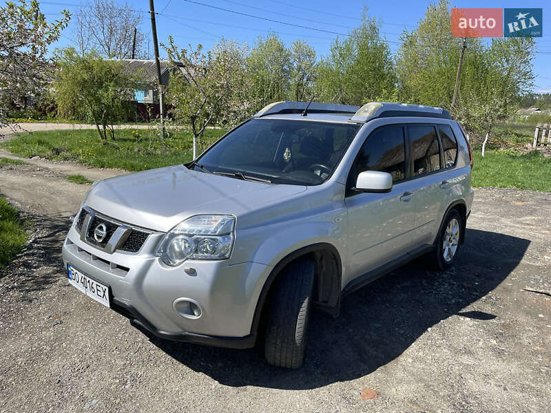 Nissan X-trail (2011)